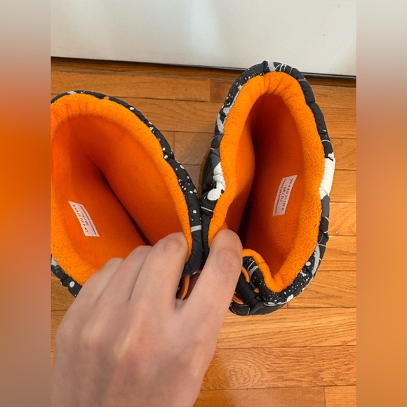 Hunter Original Printed Insulated Tall Snow Boots Black Abstract Print 6 - Picture 11 of 12